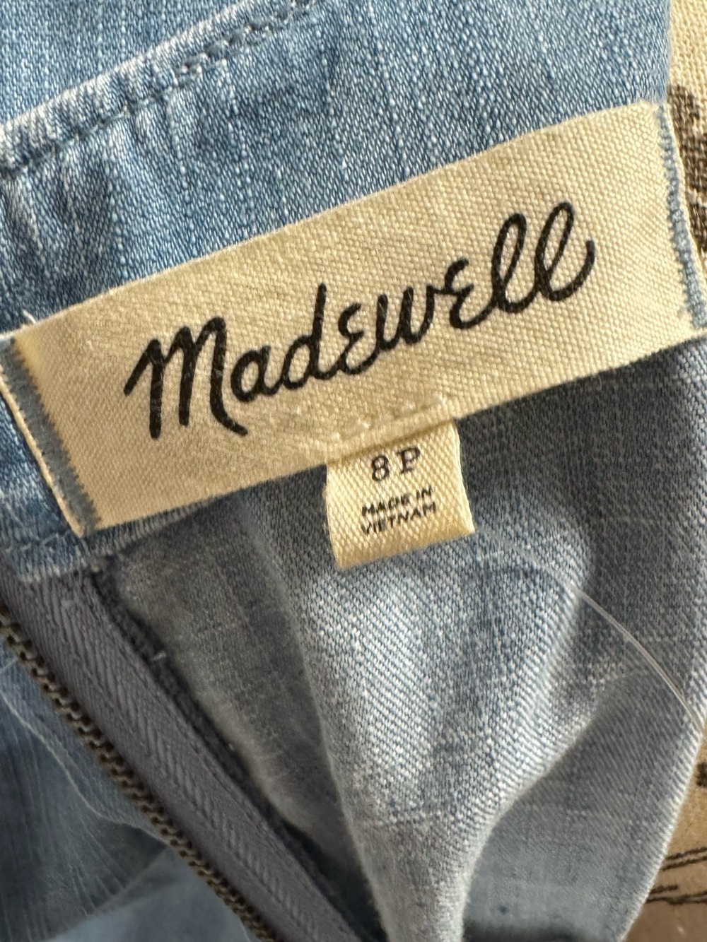 Madewell Chambray Wrap Dress Size 8P Petite Light Wash Button Front NWT - Picture 4 of 7